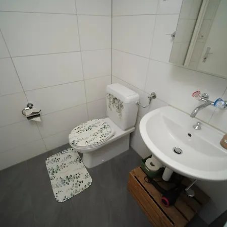 Doppelzimmer In Der Naehe Des Flusses Und Stadions Базель
